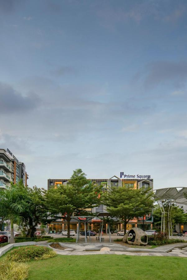 Prime Square Hotel Chiang Mai Esterno foto