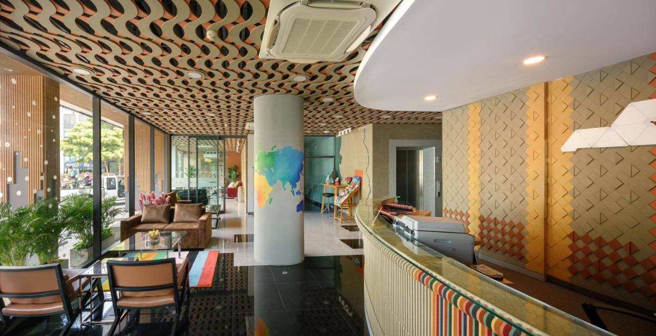 Prime Square Hotel Chiang Mai Esterno foto