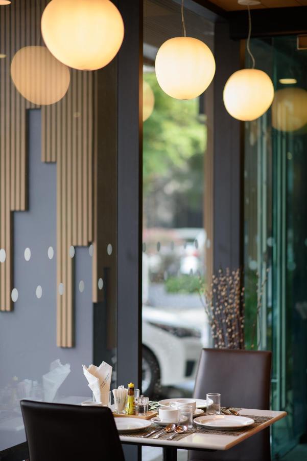 Prime Square Hotel Chiang Mai Esterno foto